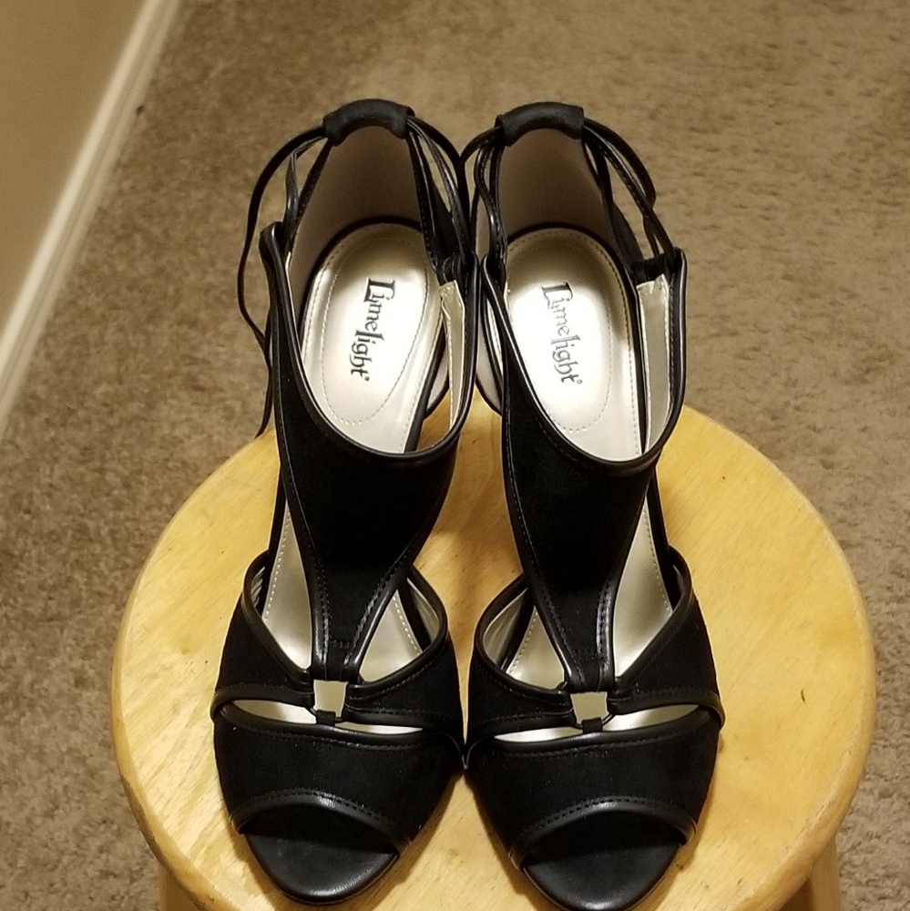 Black Strappy Heels!